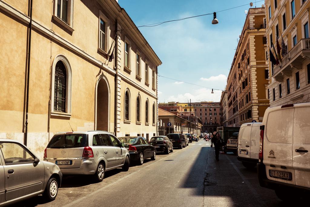 Bmga L Stylish Industrial Termini Apartment Rome Extérieur photo